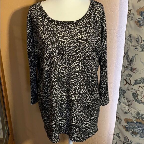 Dalia Animal Print Lightweight 3/4 Sleeve Sweater Size Medium - Picture 5 of 7